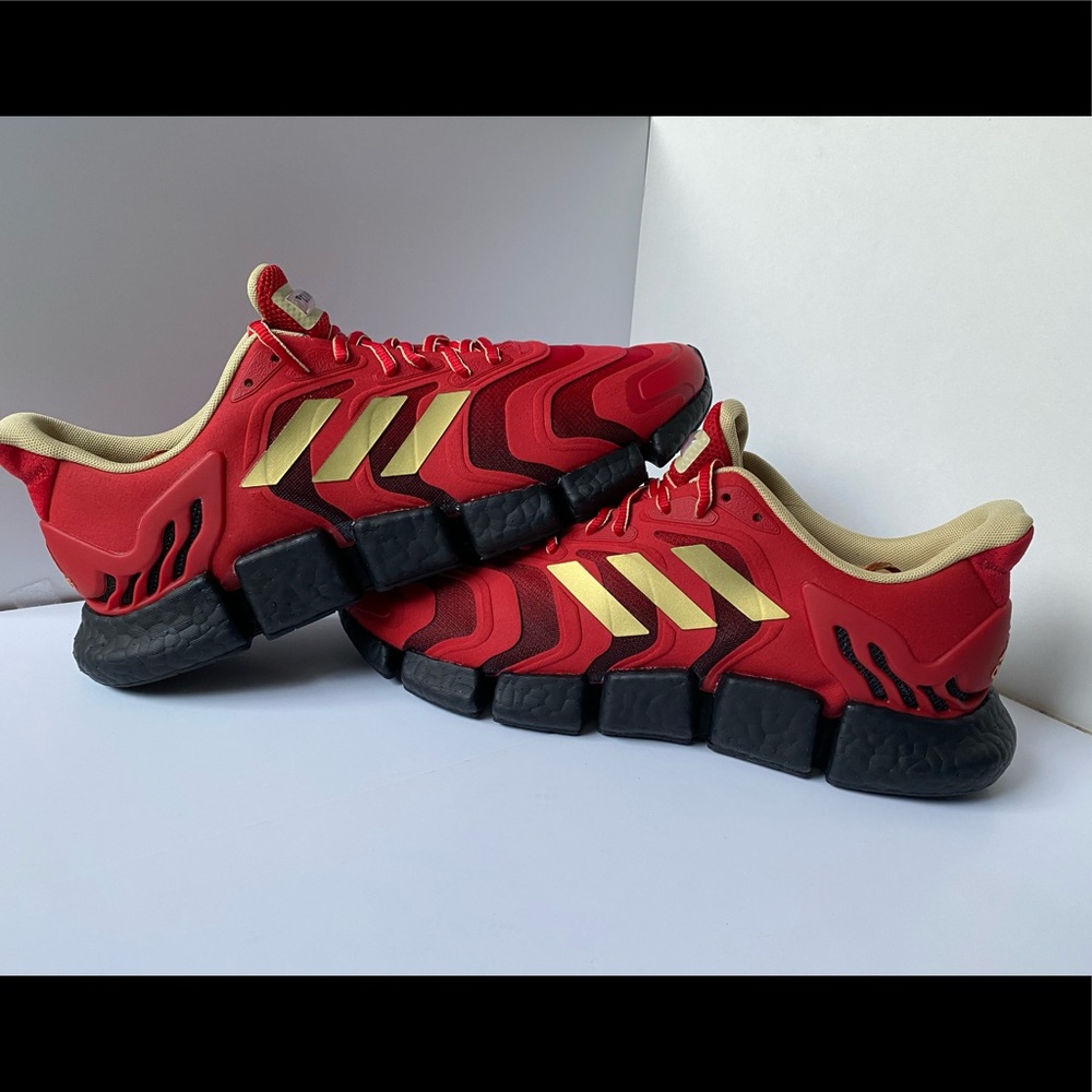 Adidas ClimaCool Vento-Scarlet Black Gold Sneaker